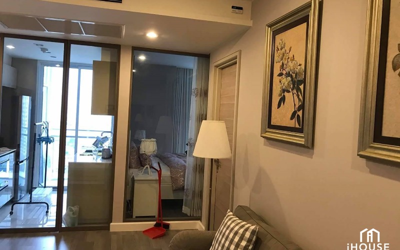 The Room Sathorn - TanonPun